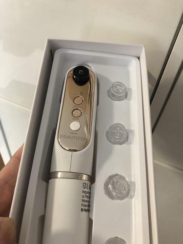 B-Hydraclear PRO Porenreiniger, Pickelentferner, Vacuum Massage, Microdermabrasion photo review